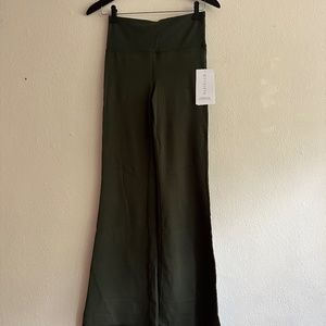 Athlete Elation Flare Pant in Olive Green (NWT)